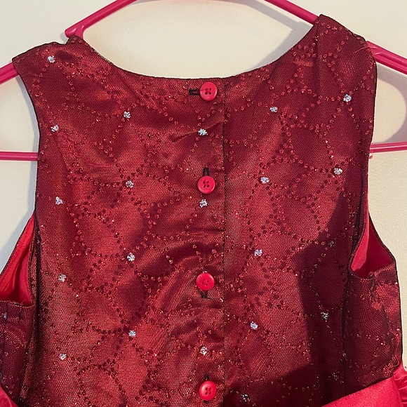 EUC Red Shimmery Holiday Dress with Sparkle Gems Size 8 - Picture 5 of 7